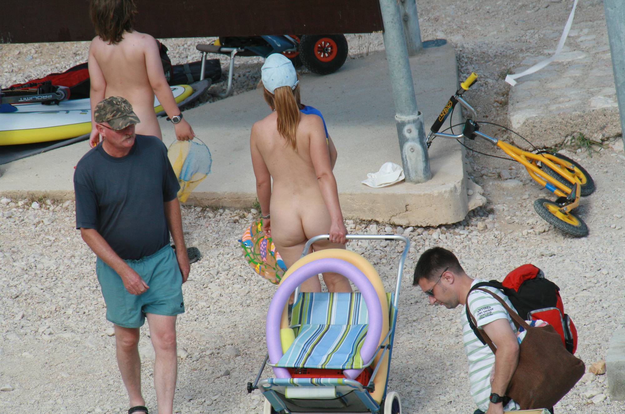 Nudist Pics Family Beach Expeditions - 1