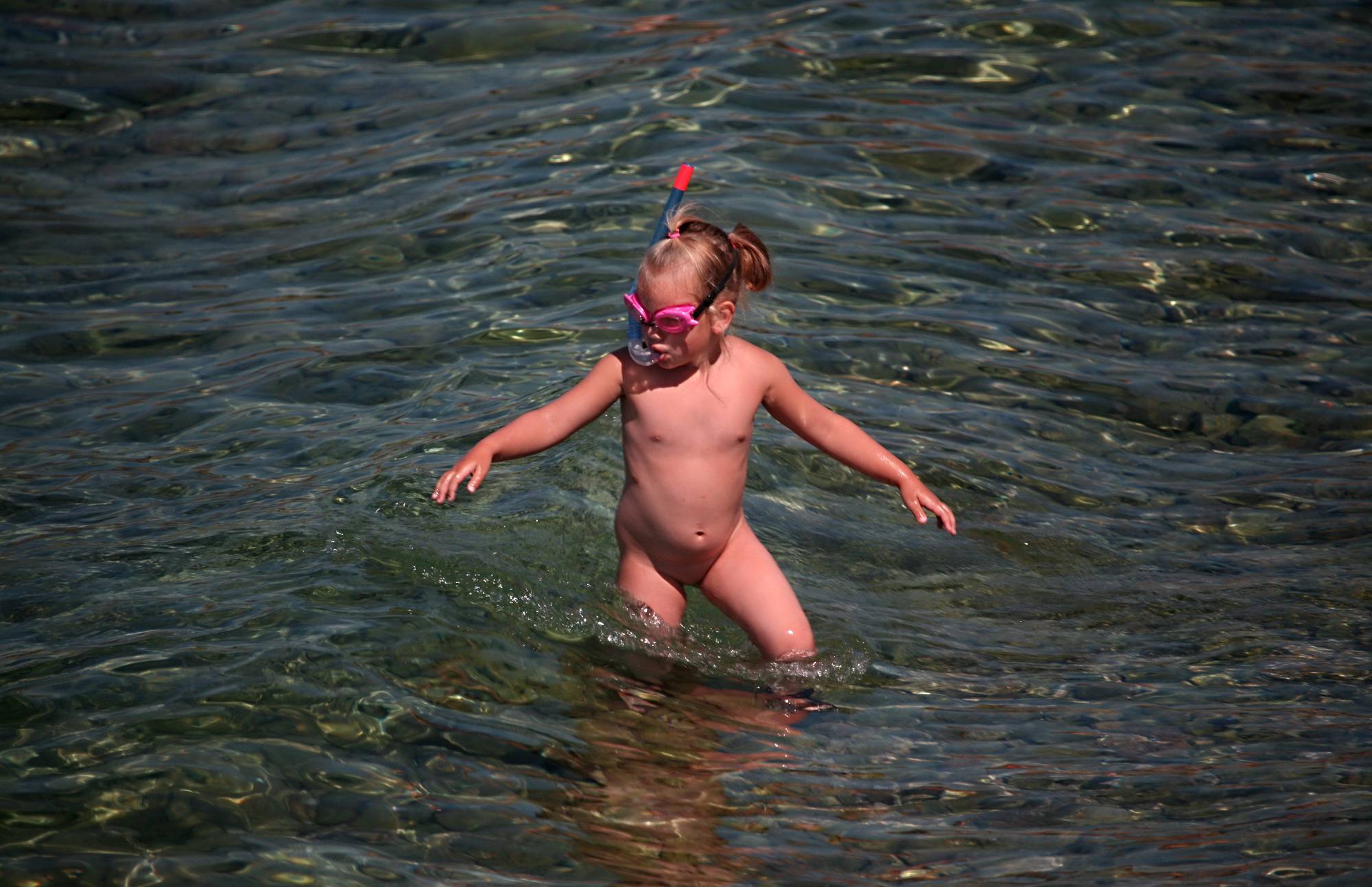 Nudist Gallery Over the Water Scuba Girl - 1
